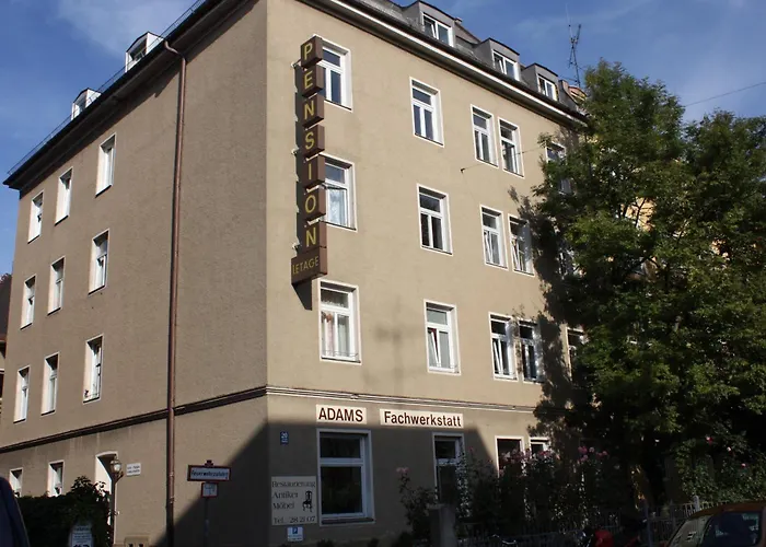 Hotel Pension Schmellergarten Munich