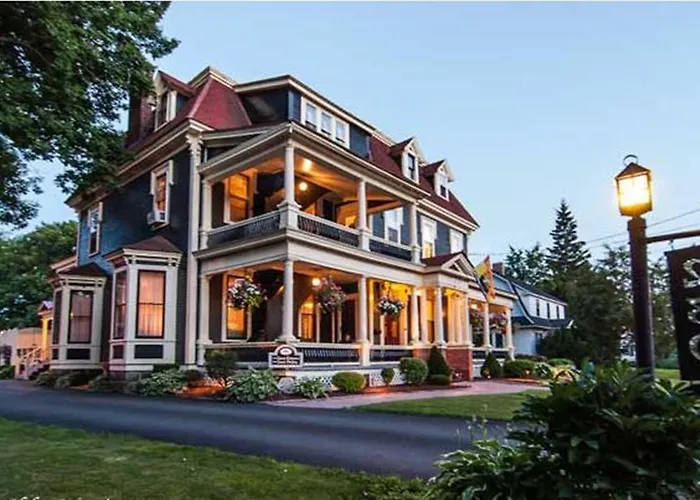 Carriage House Inn Fredericton