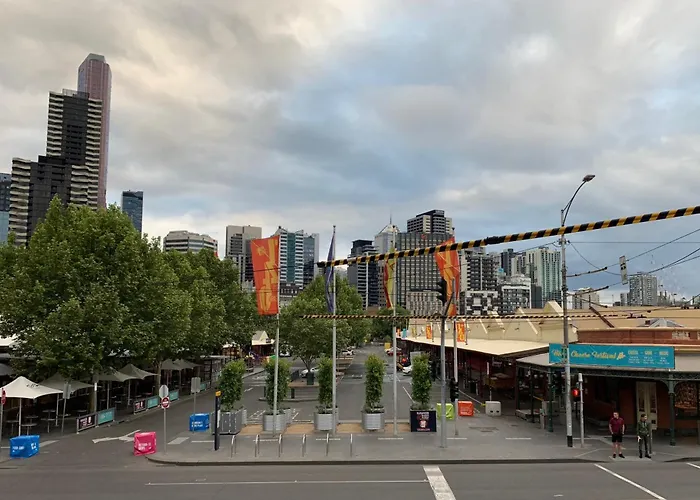 Central Club Hotel Melbourne