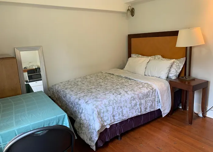 Manor Guest House Vancouver
