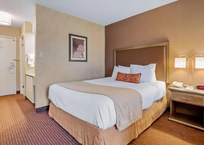 Best Western Plus Cairn Croft Hotel Niagara Falls