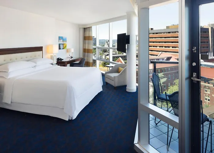 Sheraton Vancouver Wall Centre