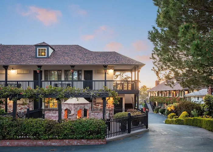 Candle Light Inn Carmel-by-the-Sea
