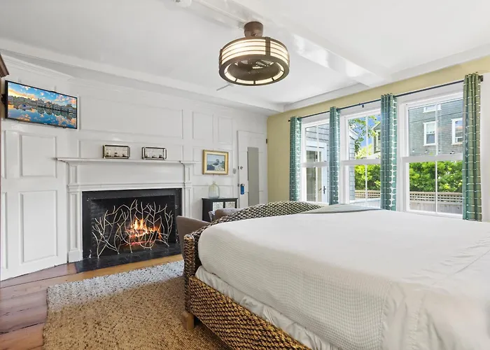 Carlisle House Inn Nantucket