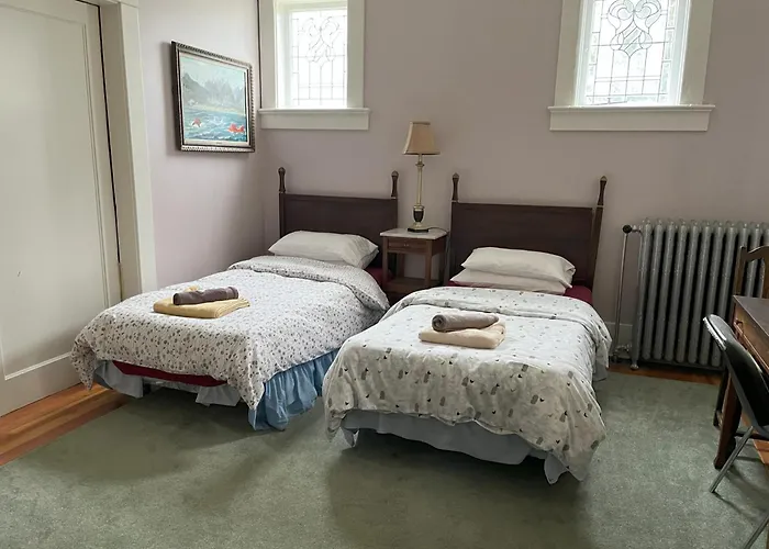 Balfour House Hotel Vancouver