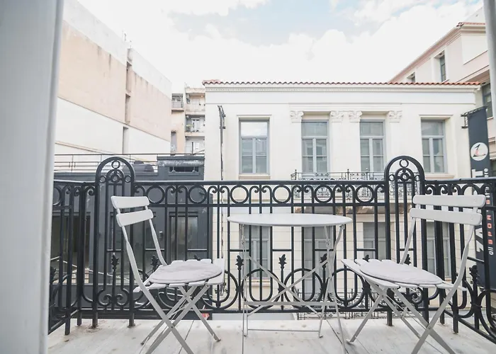 Downtown Suites By Athens Tower