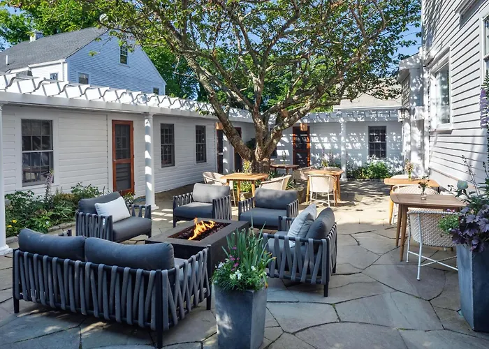 76 Main Ink Press Hotel Nantucket