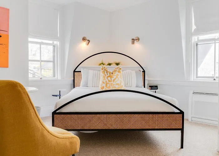 The Centerboard Nantucket Hotel