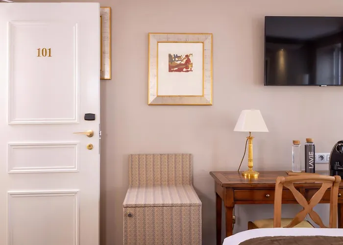 Hotel Le Relais Des Halles Paris