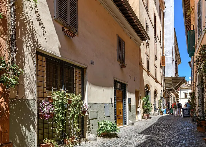 Bb Il Re Alla Reginella Guest House Rome