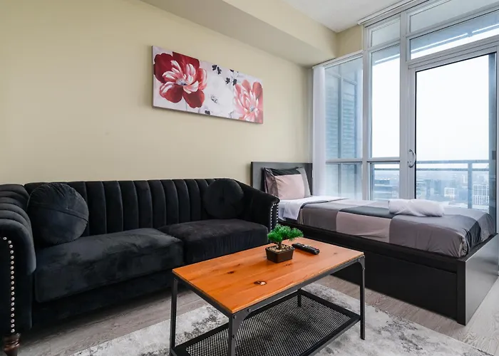 Iceboat Suites Toronto