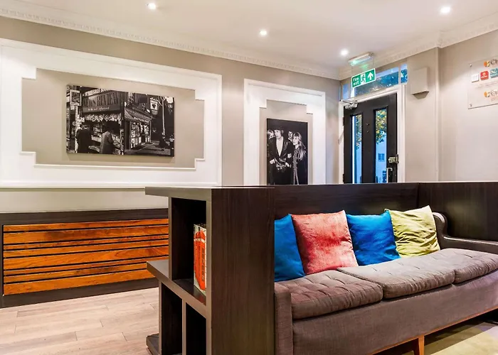 Comfort Inn Victoria London