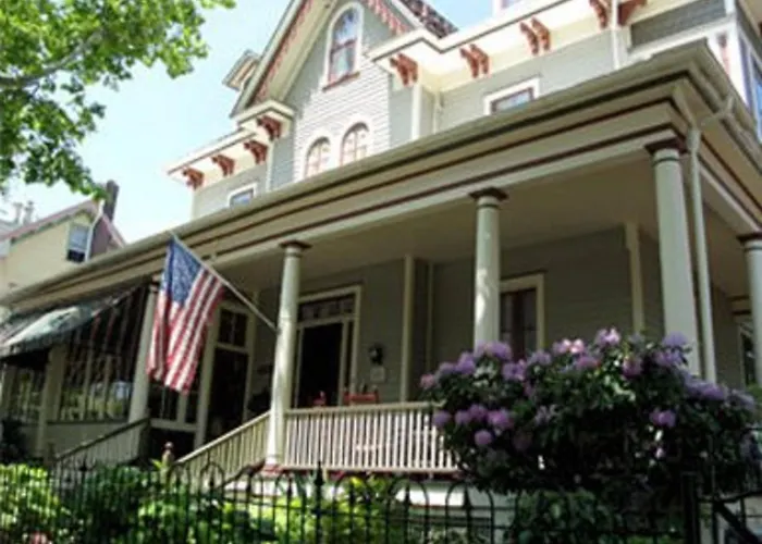 The Bacchus Inn Bed & Breakfast Cape May