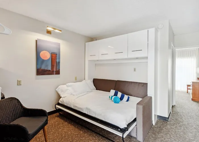 Cape Suites Room 8 - Free Parking! Hotel Room Rehoboth Beach