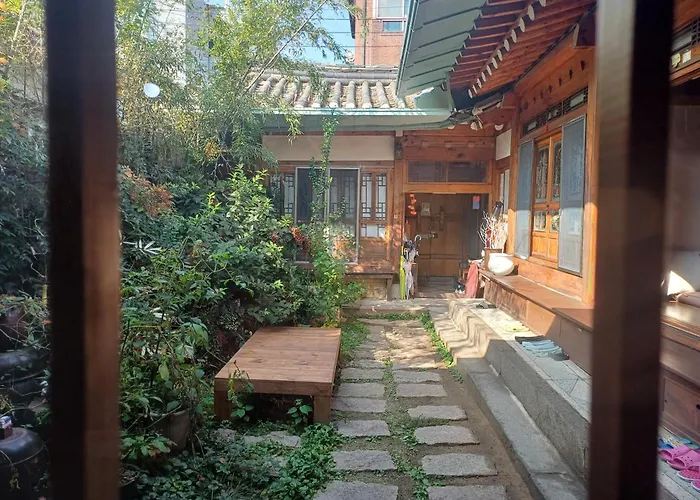 Gongsimga Hanok Guesthouse Seoul