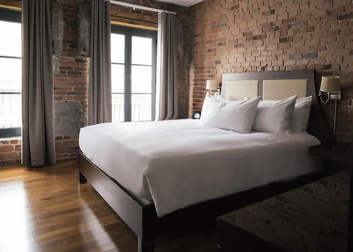 Hotel Nelligan Montreal