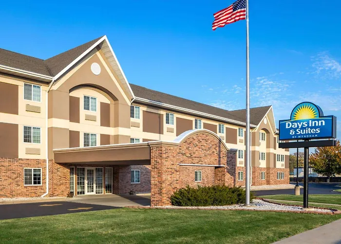 Days Inn & Suites By Wyndham Green Bay Wi