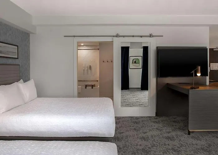 Hampton Inn By Hilton Winnipeg Downtown