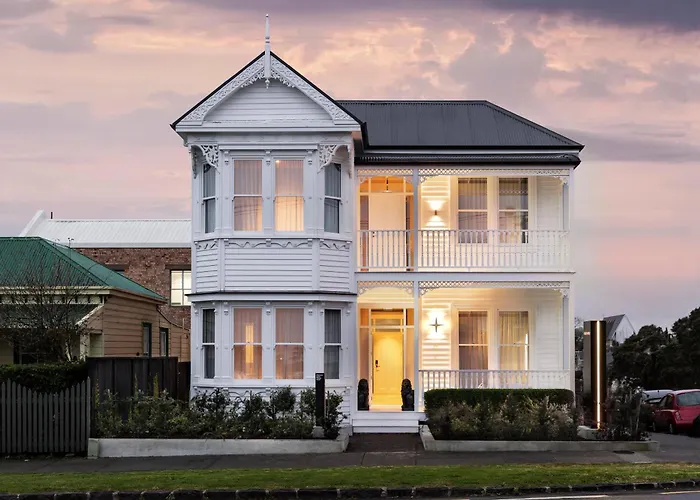 Hotel Fitzroy Curated By Fable Auckland
