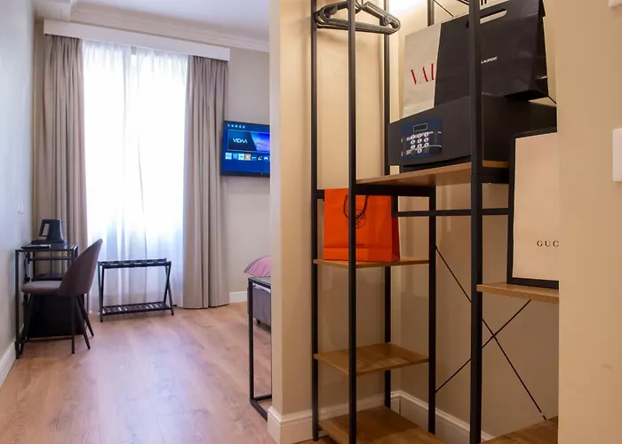 Hotel Ad Suites Nazionale Rome