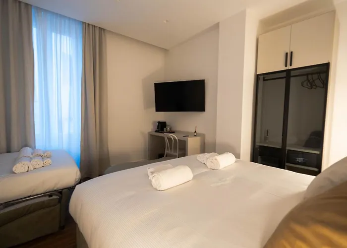 56 Orange Street Luxury Accommodation Rome