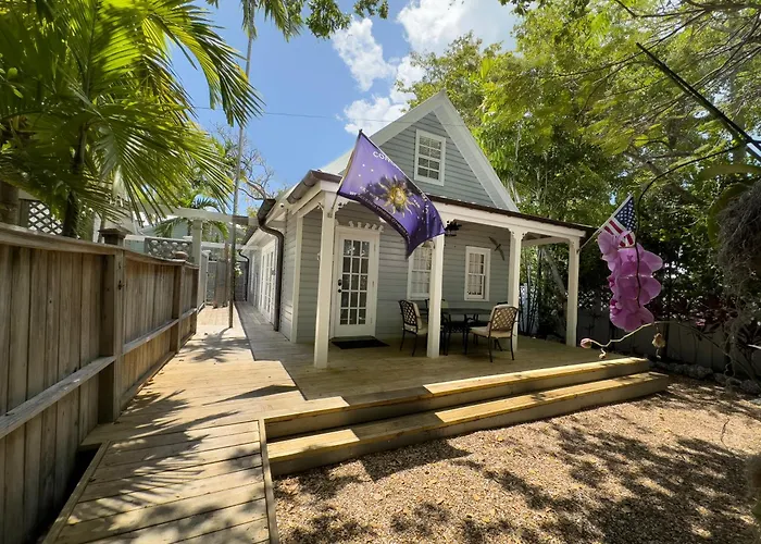 The Southern Cross Tropical Village Key West