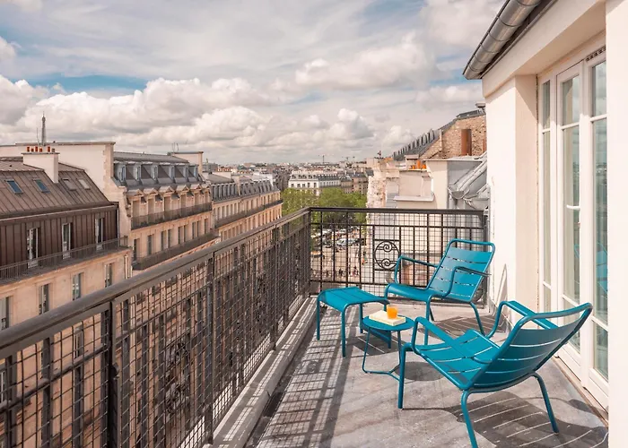 Hotel Belleval Paris