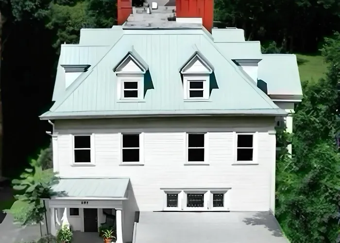 Summer Street Guest House Buffalo