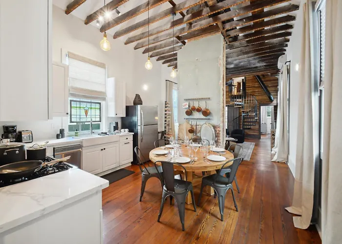 Saint Claude Stunner Villa New Orleans