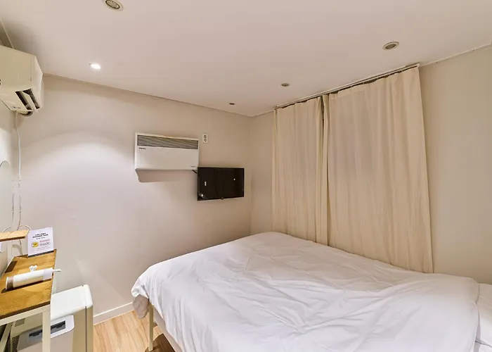 Life In Insa Hostel Seoul