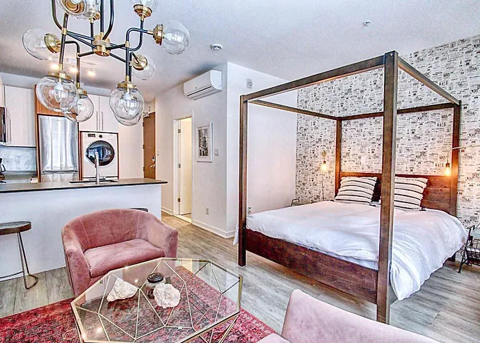 The Downtown Zando Montreal