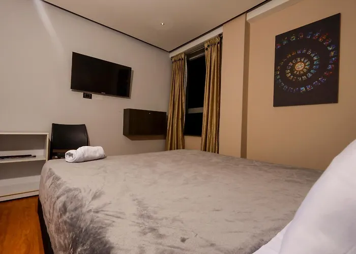 Hotel Htl Bogota