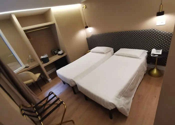 Hotel Fiori Rome