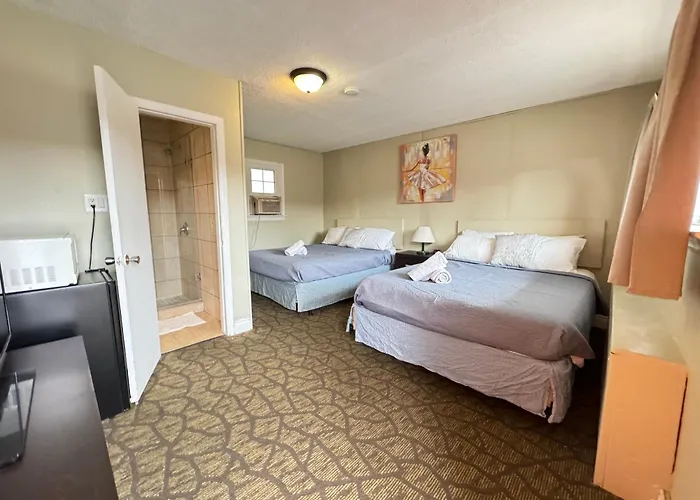 Confessions Inn The Rain Niagara Falls