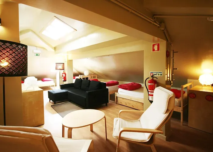 Pilot Design Hostel & Bar Porto