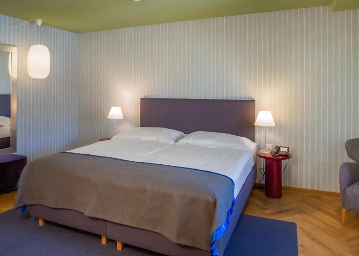 Alma Hotel - Boutique Hideaway By The Lake With Rooftop And Ladies-Only Wellness Zurich
