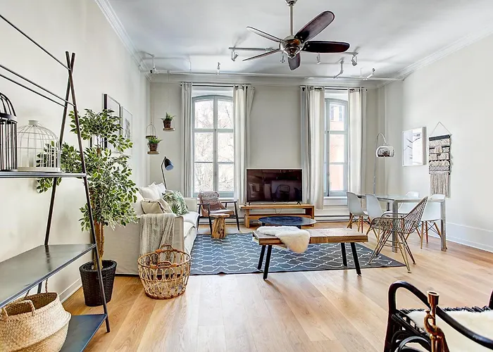 The Francois Xavier-Old Montreal Aparthotel