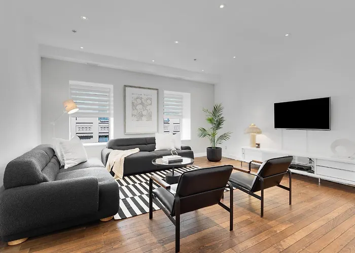 The Francois Xavier-Old Montreal Aparthotel