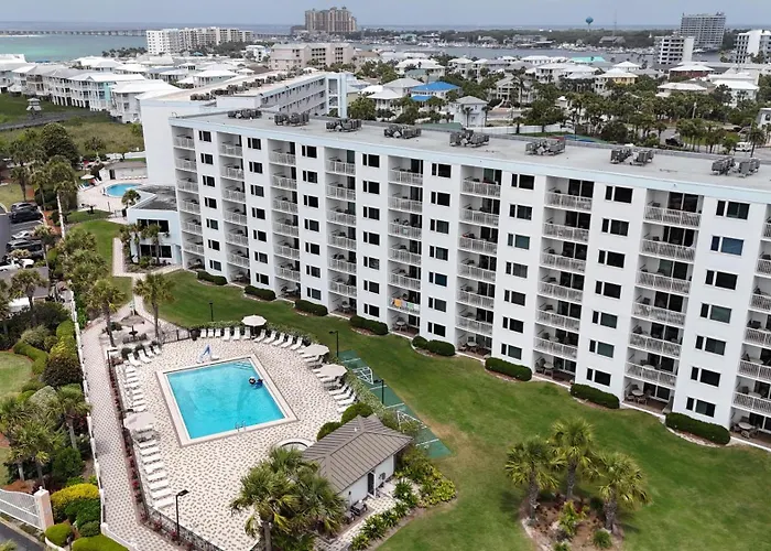 Emerald Oasis, Emerald Oasis- Gulf Front, Great For Families And Close To Destin Harbor!
