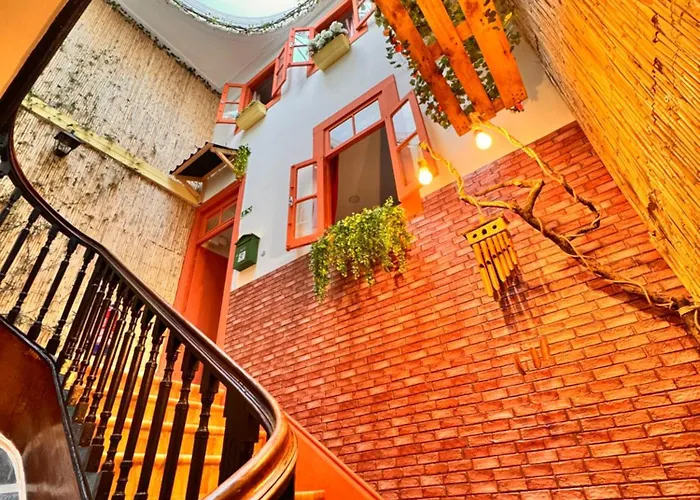 Samba Guesthouse Porto