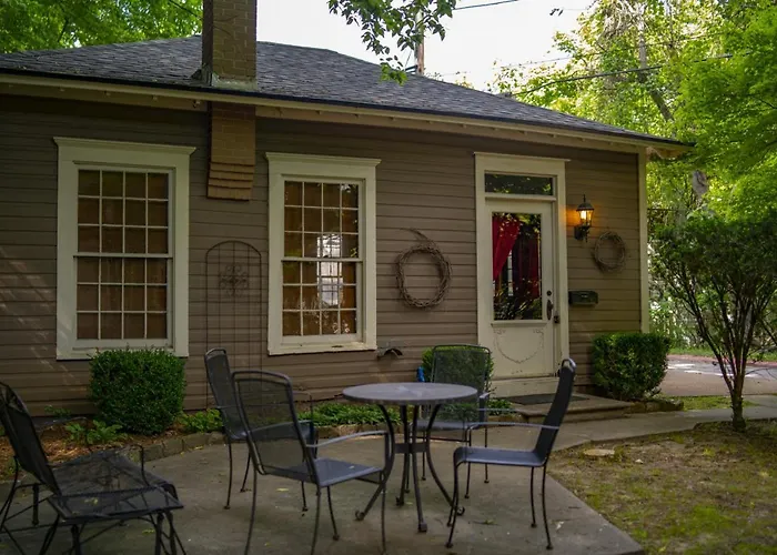 66 Center - Carriage House Villa Eureka Springs