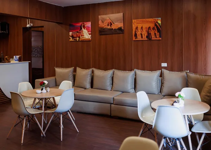 City Hotel Cairo