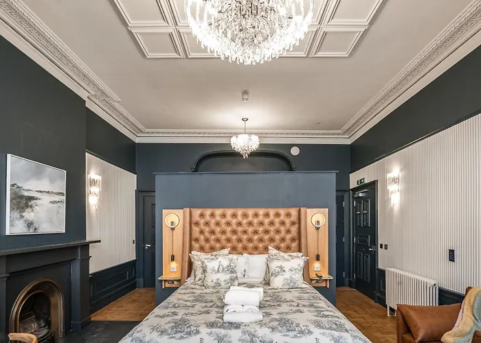 Bonnie Hotel - Smart Boutique Aparthotel - Haymarket Edinburgh