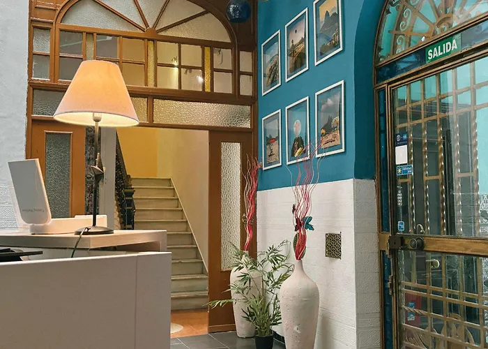 Rio Hostel Seville