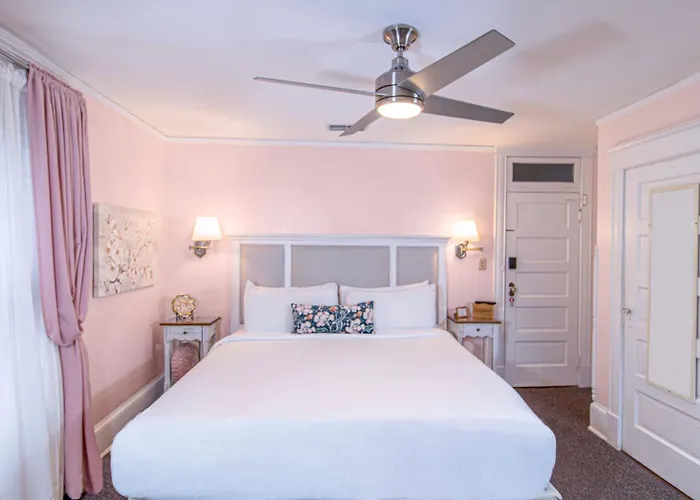 Inn On Charlotte Boutique Hotel St. Augustine