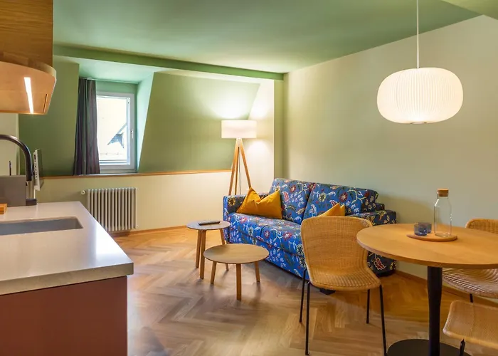 Alma Hotel - Boutique Hideaway By The Lake With Rooftop And Ladies-Only Wellness Zurich
