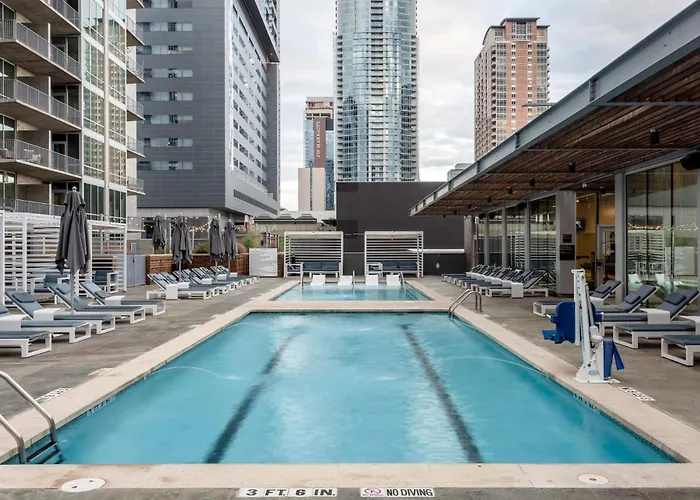 Kasa 2Nd Street Austin Aparthotel