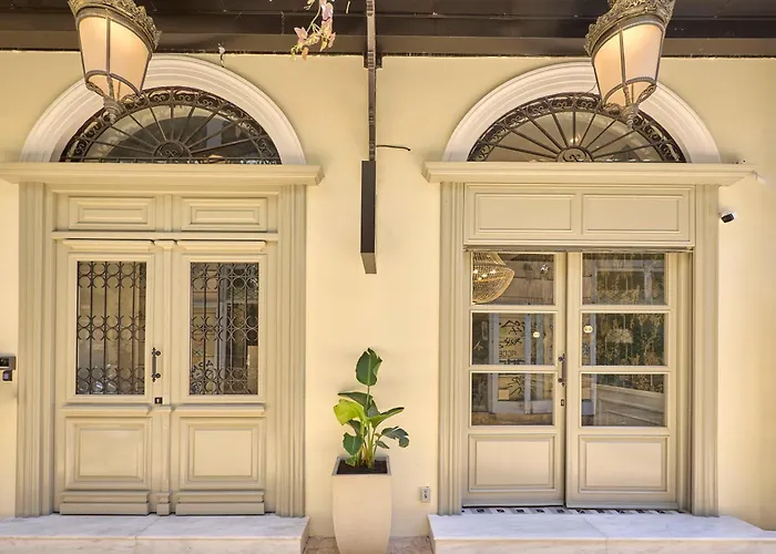 Ermou 99 Intelligent Private Suites Athens