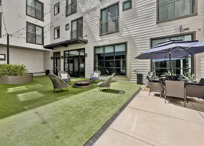 Sentral East Austin At 1630 E Sixth Hotel