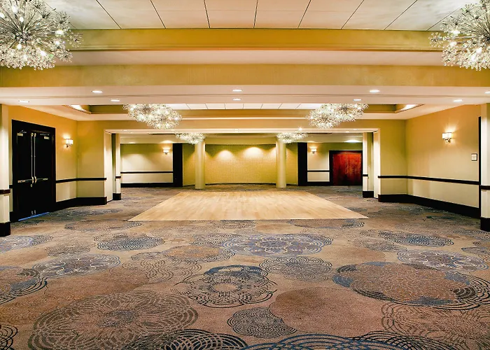 Sheraton Portsmouth Harborside Hotel